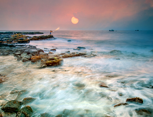 Sparkling stone views along central coasts